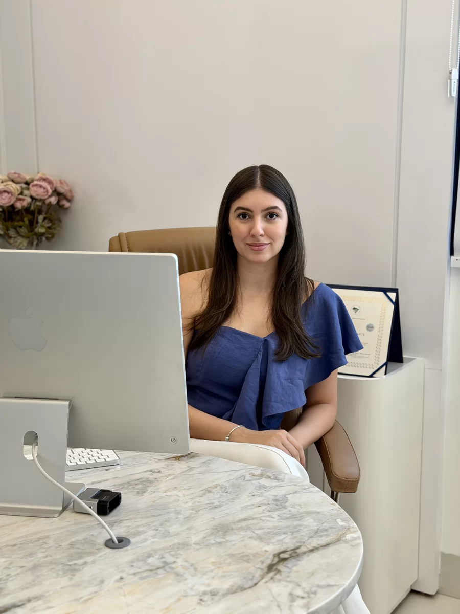 Consulta dermatológica com a Dra. Luanna Barreira